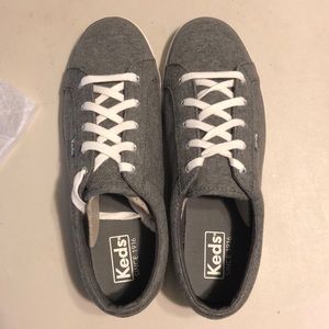 Women’s Keds Maven Gray sneaker size 8
